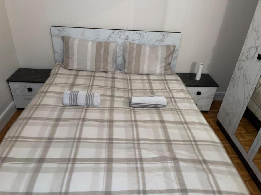 Best Holliday Home For Family Newly Renovated Garges-lès-Gonesse Exteriör bild