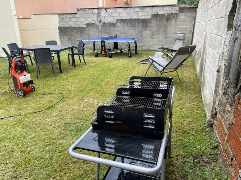Best Holliday Home For Family Newly Renovated Garges-lès-Gonesse Exteriör bild